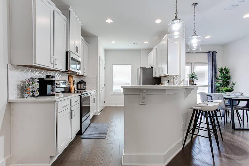 2022 Quiet Relaxing And Secure Town House Near Atlanta Apartment Redan Exterior photo